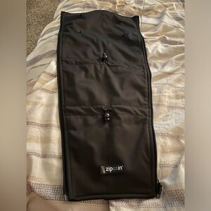 Zip us in, Maternity jacket extender